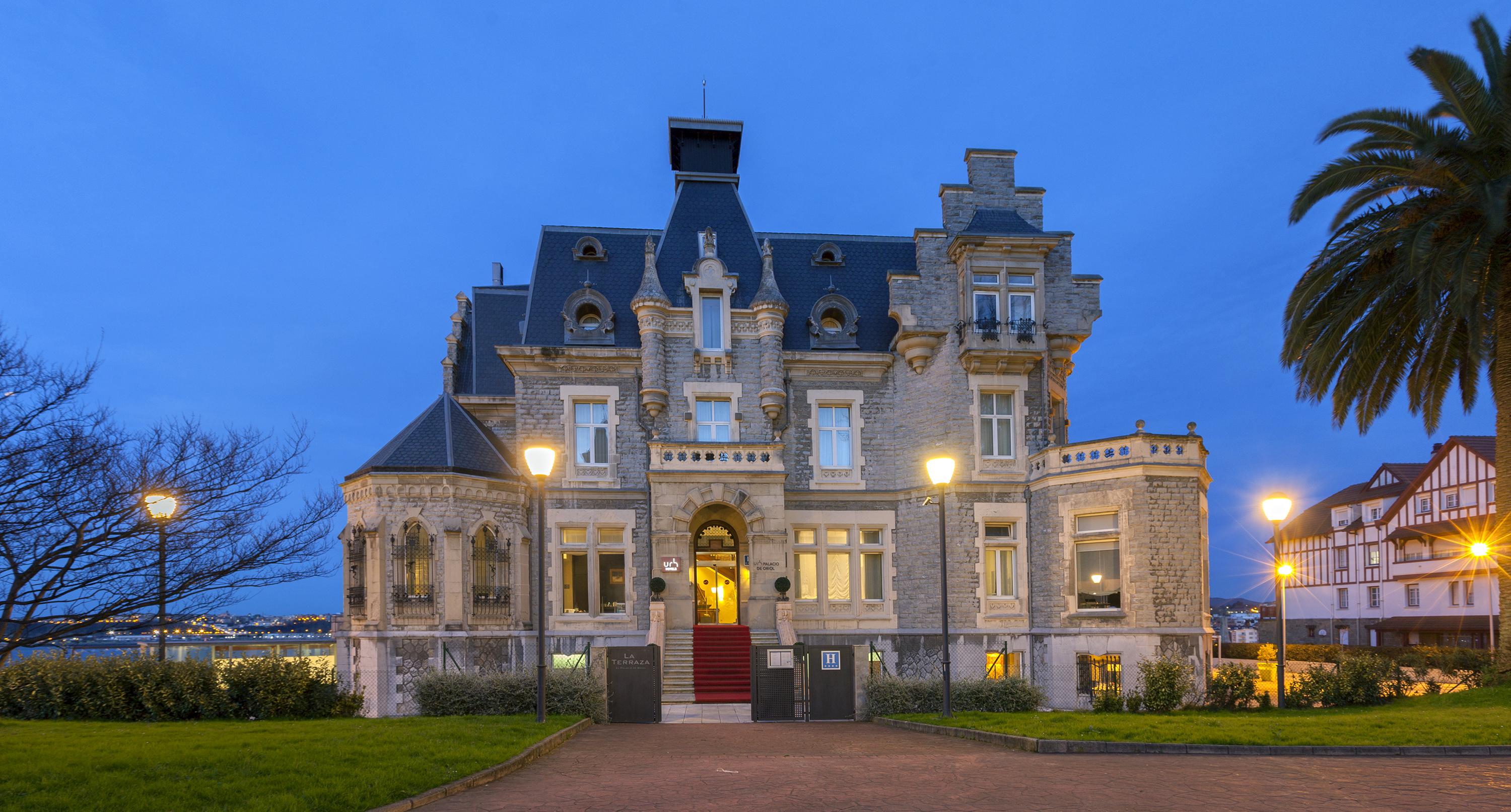 Hotel Urh Palacio De Oriol Santurtzi Bagian luar foto